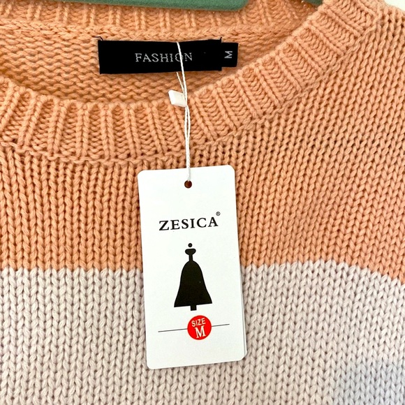 NWT Colorblock Sweater - Picture 3 of 4